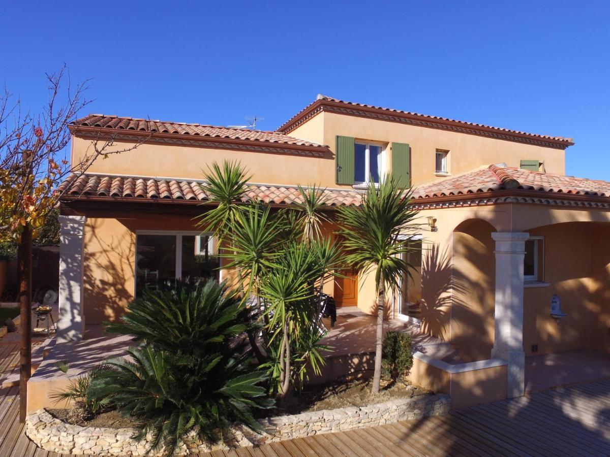 Maison Les Pins Aigues-Mortes Εξωτερικό φωτογραφία